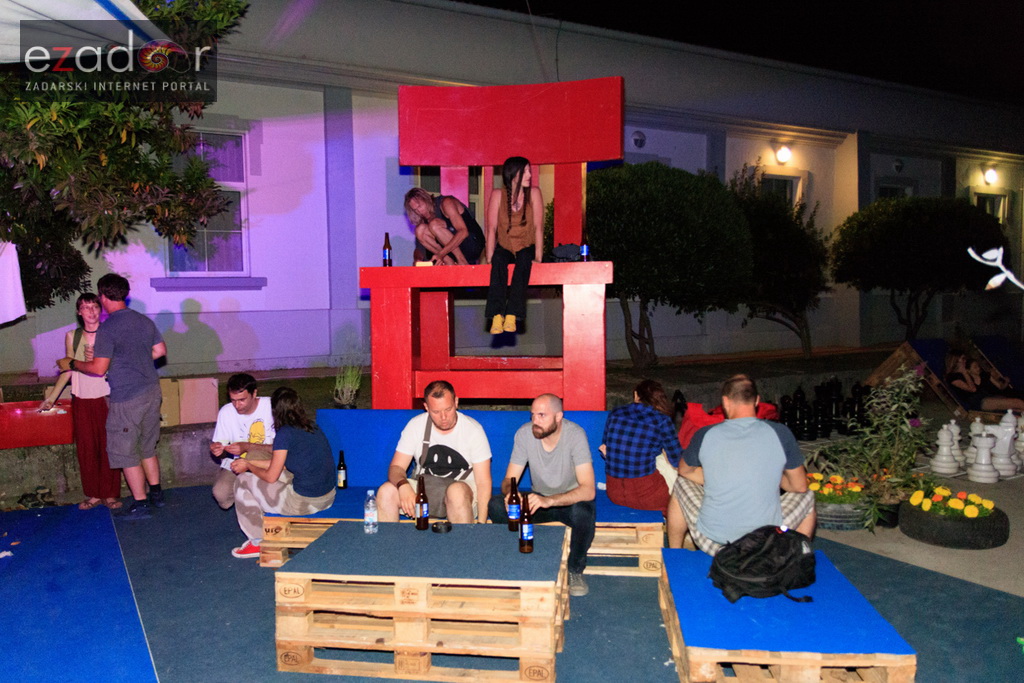 KvartArt: Koncert Scarlet Notesa KvartArt: Koncert Scarlet Notesa