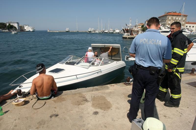 Eksplodirao gliser kod benzinske postaje na Branimirovoj obali, Foto: Dino Stanin/PIXSELL