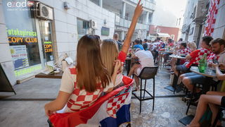 Navijačko ludilo u Zadru za vrijeme i nakon finala Svjetskog prvenstva Navijačko ludilo u Zadru za vrijeme i nakon finala Svjetskog prvenstva