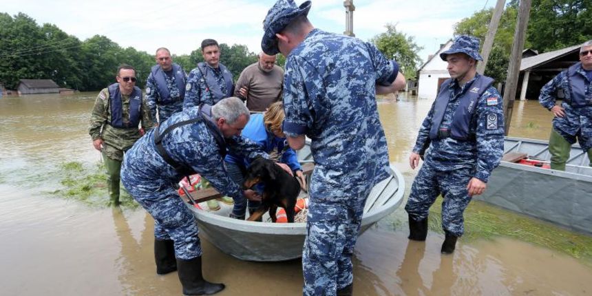Objavljeni zemljovidi minski sumnjivog područja na poplavljenom području, foto: pixsell.hr Objavljeni zemljovidi minski sumnjivog područja na poplavljenom području, foto: pixsell.hr