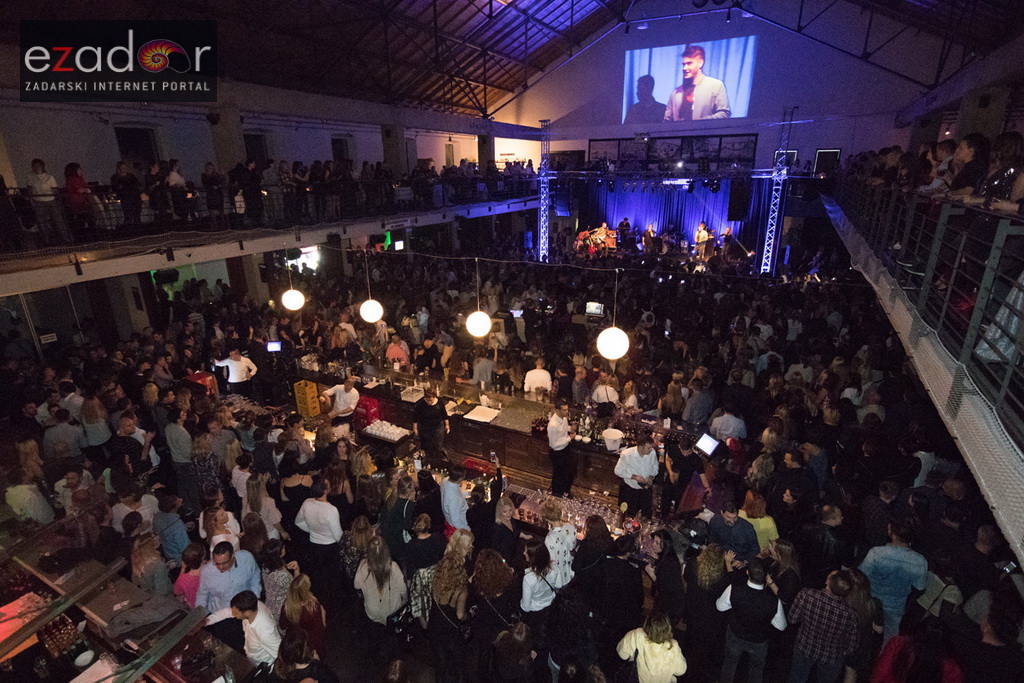 Tony Cetinski @ Arsenal Zadar, 24. studenog 2017. Tony Cetinski @ Arsenal Zadar, 24. studenog 2017.