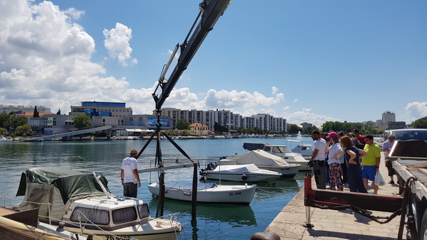 Ekološka akcija “Daj ruku za čiste Jazine” Ekološka akcija “Daj ruku za čiste Jazine”