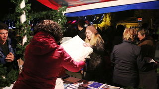 Paljenjem prve adventske svijeće i prigodnim zabavnim programom započela manifestacija Advent na otoku Viru