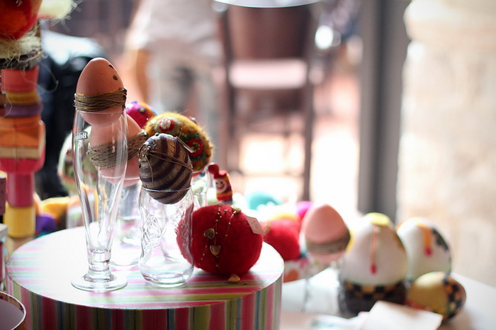 Restoran Bar Atrij: Prodajna izložba uskrsnih pisanica Silvijane Dražović, Foto: Saša Čuka Restoran Bar Atrij: Prodajna izložba uskrsnih pisanica Silvijane Dražović, Foto: Saša Čuka