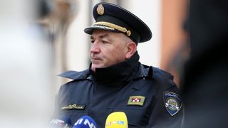 Mimohod pripadnika OSRH i MUP-a s ratnim zastavama povodom 30. obljetnice VRO Maslenica Mimohod pripadnika OSRH i MUP-a s ratnim zastavama povodom 30. obljetnice VRO Maslenica