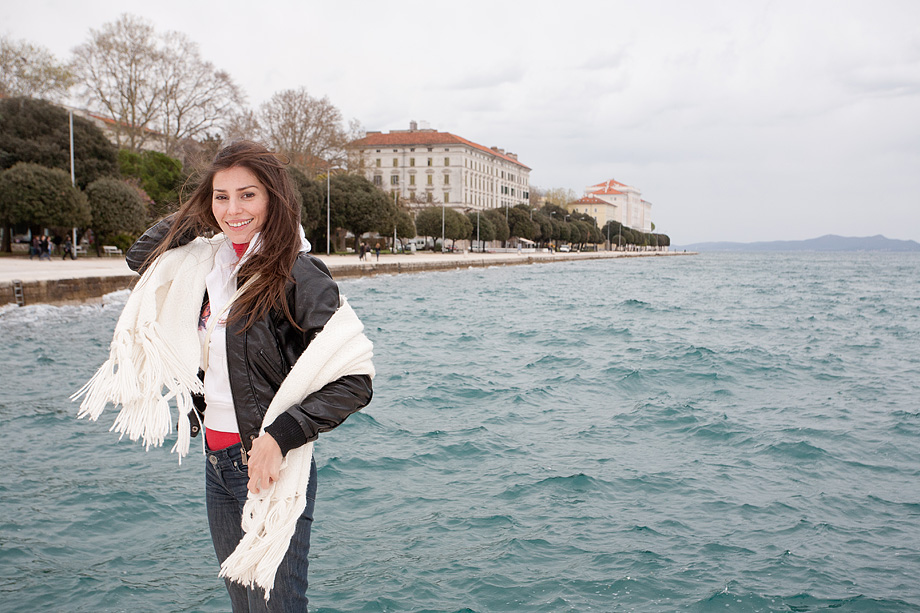 Top model Lorena Dias Terezinho i njena sestra Mara Dias, pronašle davno izgubljenu obitelj u Bibinjama, foto: Leo Banić Top model Lorena Dias Terezinho i njena sestra Mara Dias, pronašle davno izgubljenu obitelj u Bibinjama, foto: Leo Banić