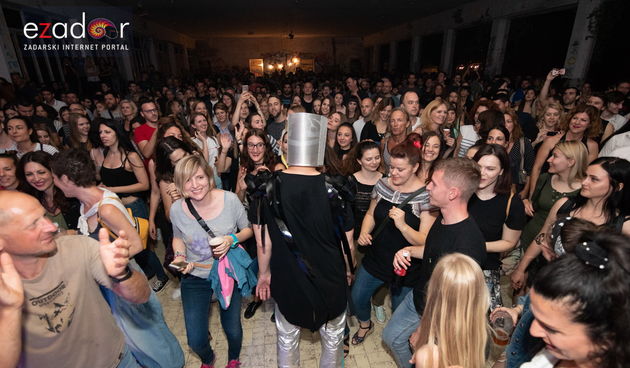 KvartArt 2018.: Art buvljak & koncert Nipplepeoplea