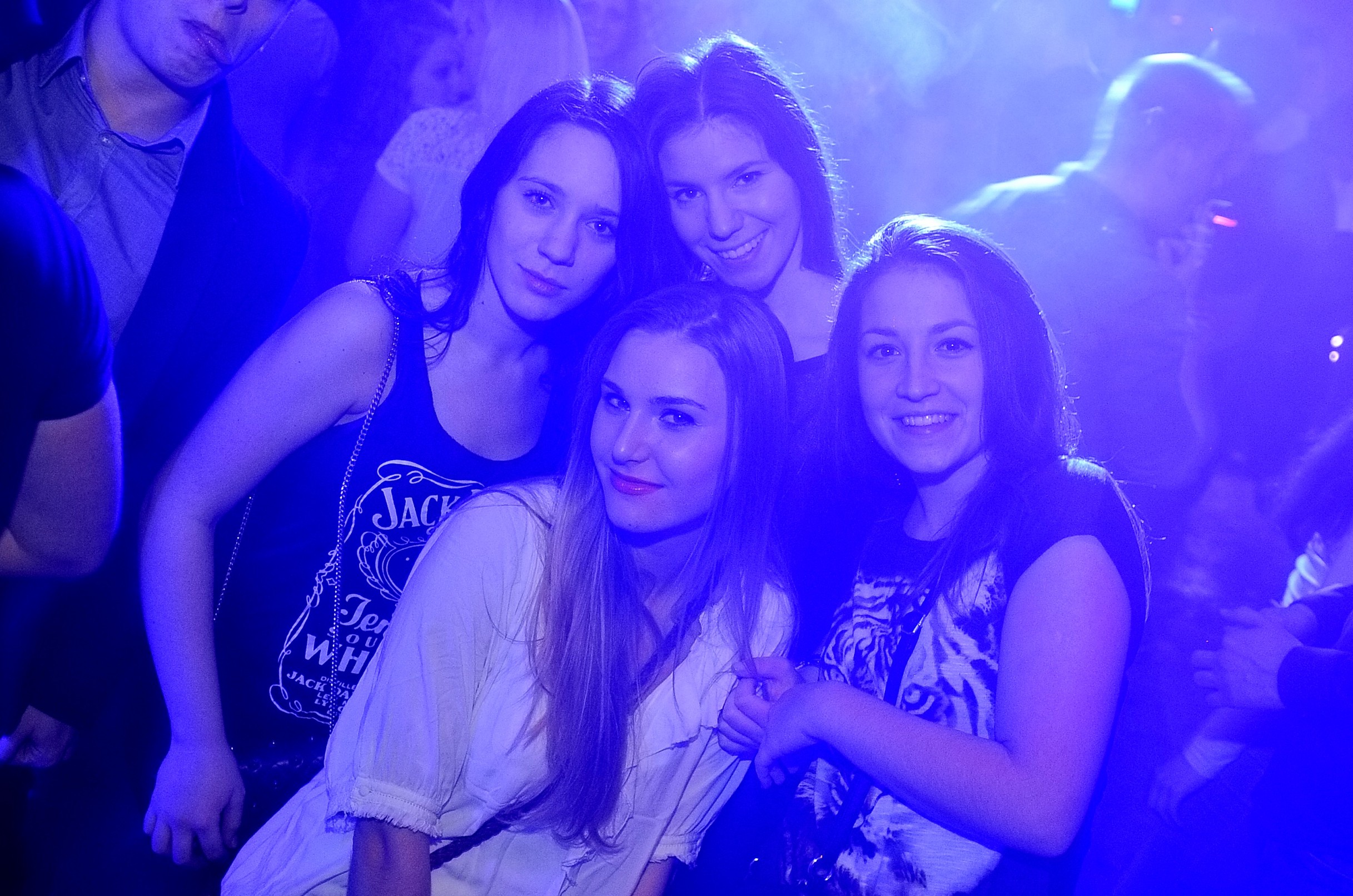 Spektar party u Aquarius klubu