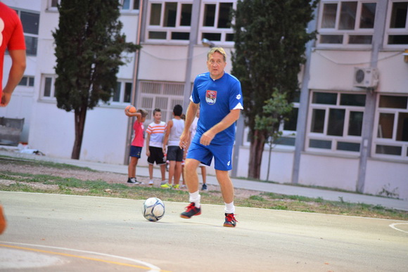 U povodu blagdana Kraljice Mira u Stanovima odigrana utakmica između liječnika i predstavnika Gradske uprave, Foto: Iva Perinčić