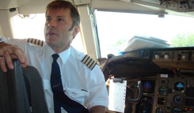 Bruce Dickinson – pilot (foto: WordPress.com)