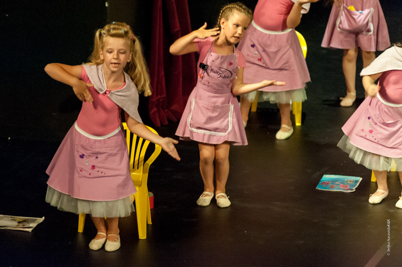 Gesta u HNK Zadar: “Odgojoj 2 (pubertet uzvraća)”