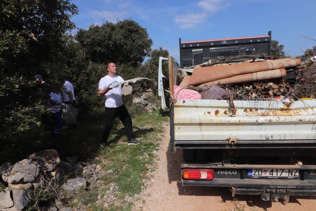 Dan planeta Zemlje – eko akcija na Viru Dan planeta Zemlje – eko akcija na Viru