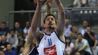 Zagreb, 040512.
KC Drazen Petrovic.
Kosarkaska utakmica Liga za prvaka ( prvenstvo Hrvatske ) 12.kolo Cibona – Zadar.
Na slici: Pavle Marcinkovic 12.
Foto: Nenad Dugi / CROPIX Zagreb, 040512.
KC Drazen Petrovic.
Kosarkaska utakmica Liga za prvaka ( prvenstvo Hrvatske ) 12.kolo Cibona – Zadar.
Na slici: Pavle Marcinkovic 12.
Foto: Nenad Dugi / CROPIX