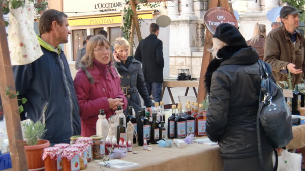 Narodni trg: Dalmatinska eko fešta Narodni trg: Dalmatinska eko fešta