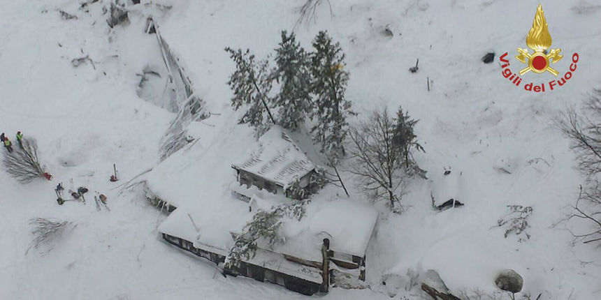 Lavina zatrpala hotel u Italiji Lavina zatrpala hotel u Italiji