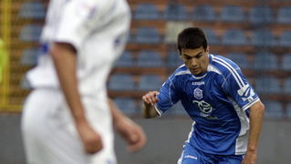 Varazdin, 080510.
Na gradskom stadionu u Varazdinu igra se 29. kolo prve HNL izmedju Varteksa i Zadra. Varteks je pobjedio 1:0 pogotkom Matije Smrekara.
Na slici: Josip Kvesic.
Foto: Zeljko Hajdinjak / CROPIX