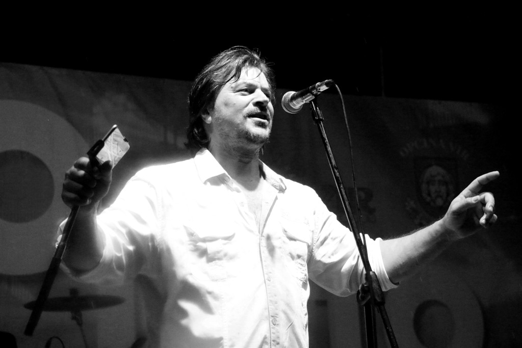 S Alenom Islamovićem po pljusku pjevalo šest tisuća Virana