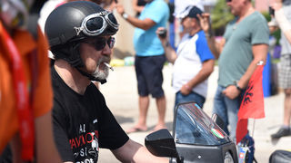 Spektakularni defile vespaša, foto: Vinko Pešić Spektakularni defile vespaša, foto: Vinko Pešić