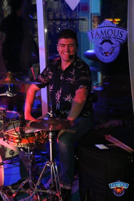 Noa & Funkblusters @ Famous Beach Bar & Grill 4. studenog 2016.