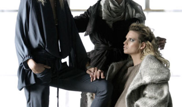 Brutalni obracun bandi manekenki oko kolekcija (Moda.hr)