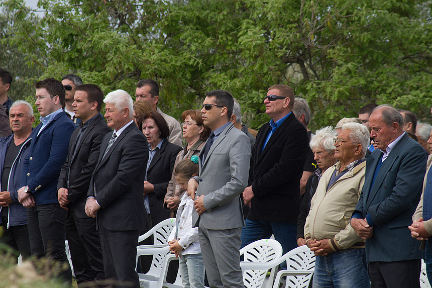 Misa na ostacima crkve na Petrini, foto: Leo Banić Misa na ostacima crkve na Petrini, foto: Leo Banić