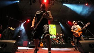 12.09.2013., Zagreb – Koncert glazbenika Manu Chao u sklopu turneje La Ventura odrzan je na zagrebackom Velesajmu. Photo: Jurica Galoic/PIXSELL Autor Jurica Galoic/PIXSELL 12.09.2013., Zagreb – Koncert glazbenika Manu Chao u sklopu turneje La Ventura odrzan je na zagrebackom Velesajmu. Photo: Jurica Galoic/PIXSELL Autor Jurica Galoic/PIXSELL