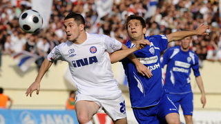 Sibenik ,050510.
Stadion Subicevac.
Druga utakmica finala Kupa RH NK Sibenik NK Hajduk (Split).
Na slici: igrac Sibenika Ermin Zec 7 i  Goran Rubil 26 igrac Hajduka.
Foto: Niksa Stipanicev / CROPIX