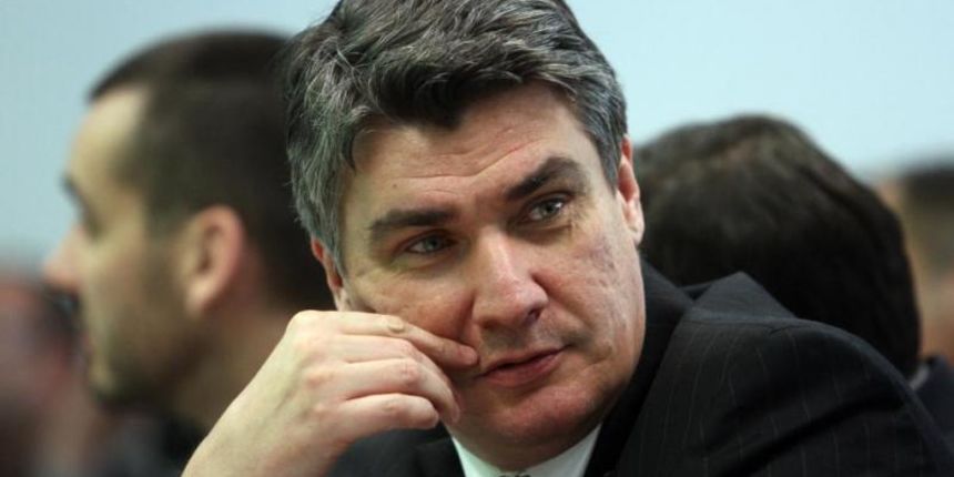 Image 378551 (auto) Image 378551 (auto)