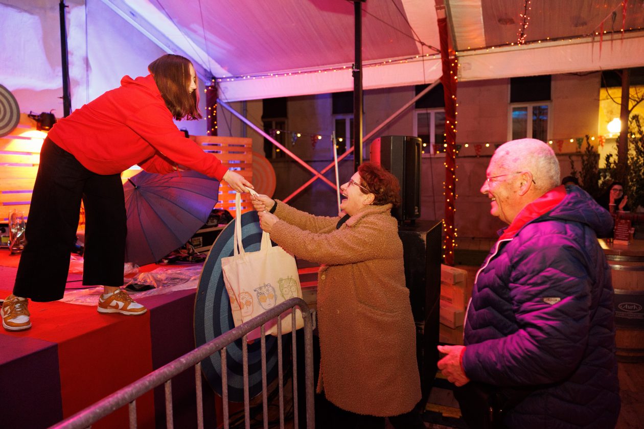 Student Advent @ Božićni gramofon Student Advent @ Božićni gramofon