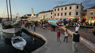 Biograd na Moru: Kilometarska štrudla za Guinnessa, Foto: Dino Stanin/PIXSELL