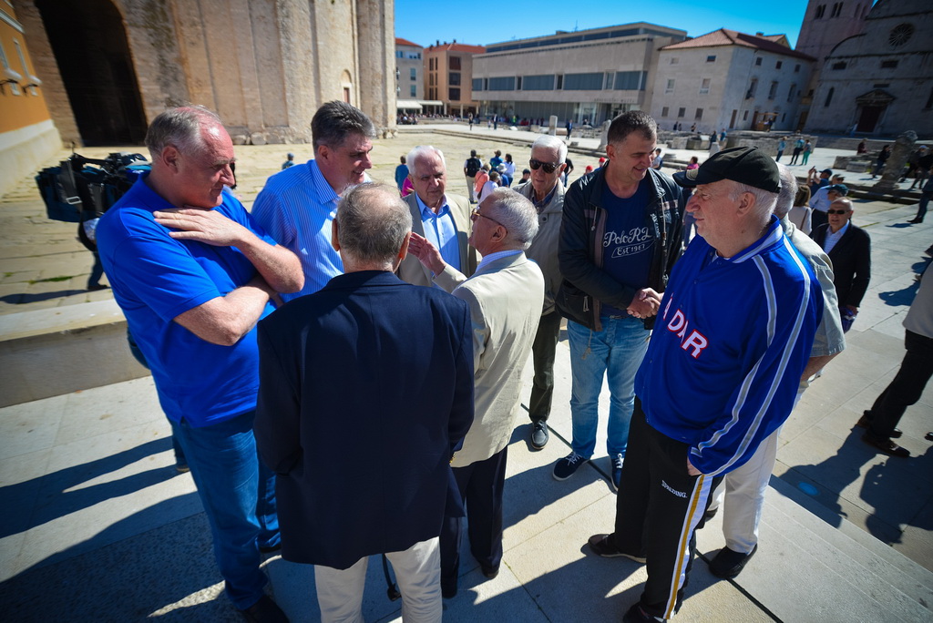 Basket na Forumu: Košarkaške legende protiv mlađih uzrasta KK Zadar Basket na Forumu: Košarkaške legende protiv mlađih uzrasta KK Zadar