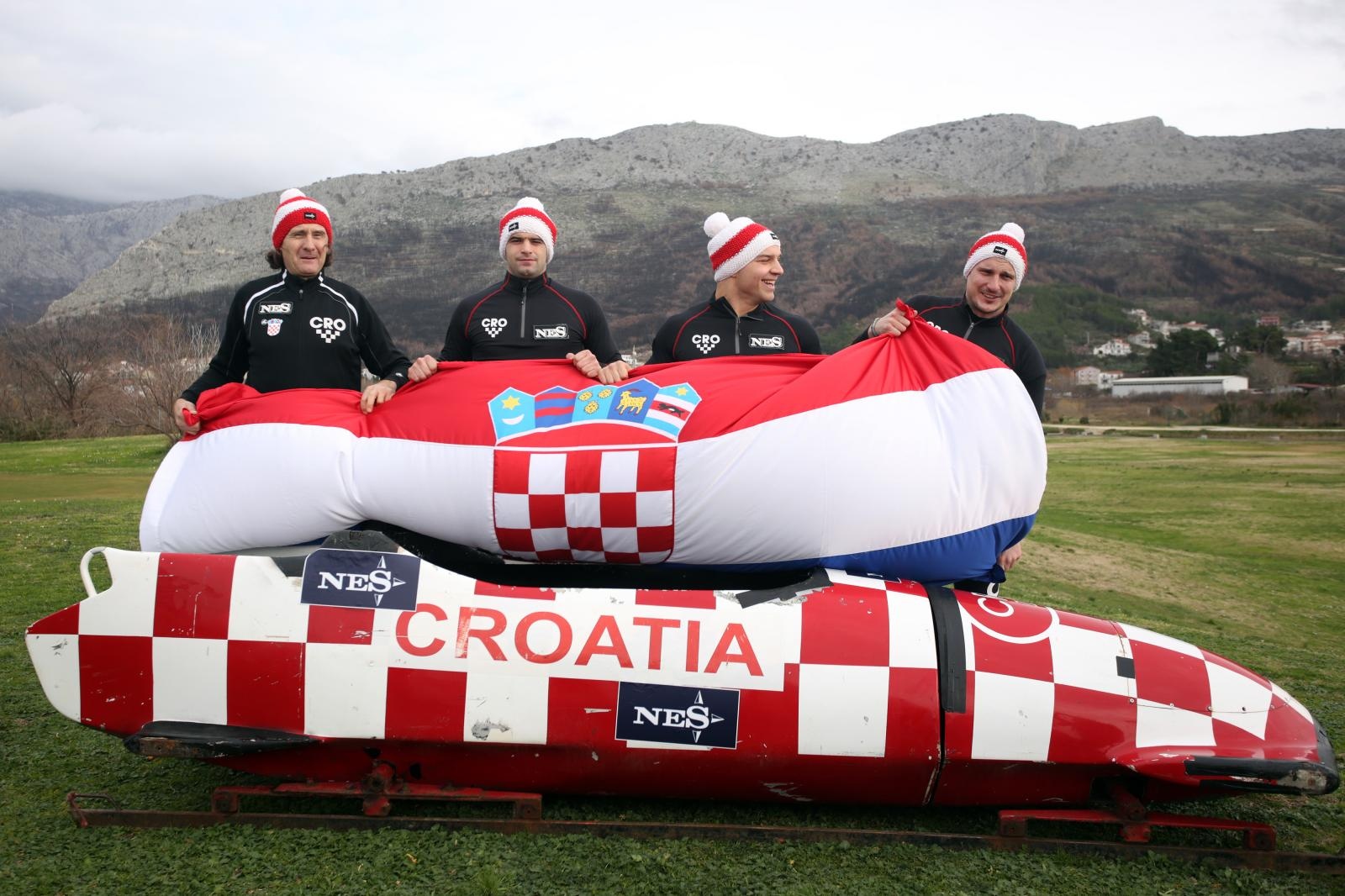 Zadranin Benedikt Nikpalj član hrvatske bob reprezenatcije na ZOI u Pyeongchangu Zadranin Benedikt Nikpalj član hrvatske bob reprezenatcije na ZOI u Pyeongchangu