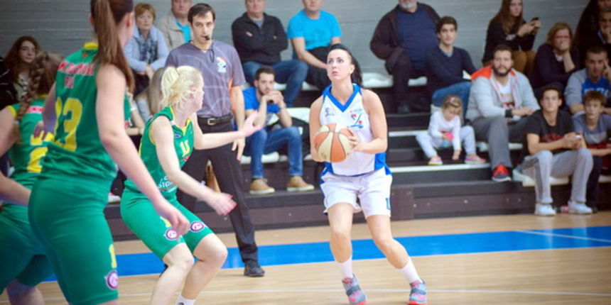 A-1 liga, 4. kolo: ŽKK Zadar – ŽKK Pula 78-40. Antonia Erslan. Foto: Iva Perinčić A-1 liga, 4. kolo: ŽKK Zadar – ŽKK Pula 78-40. Antonia Erslan. Foto: Iva Perinčić
