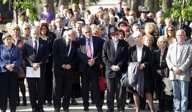 Jom Hašoa. Ognjen Kraus, Aleksandar Tolnauer, Milan Bandic, Branko Lustig, Jadranka Kosor. Photo: Goran Stanzl/PIXSELL