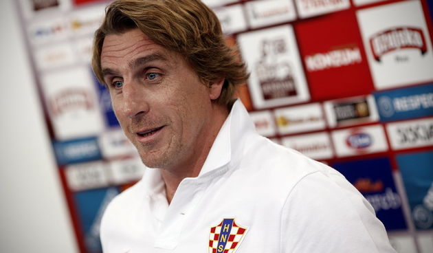 Zagreb, 050912.
Konferencija za novinare Hrvatske nogometne reprezentacije povodom utakmice s Makedonijom u sklopu kvalifikacija za SP 2014 u Brazilu.
Na slici: trener napadaca Alen Boksic.
Foto: Dragan Matic / CROPIX