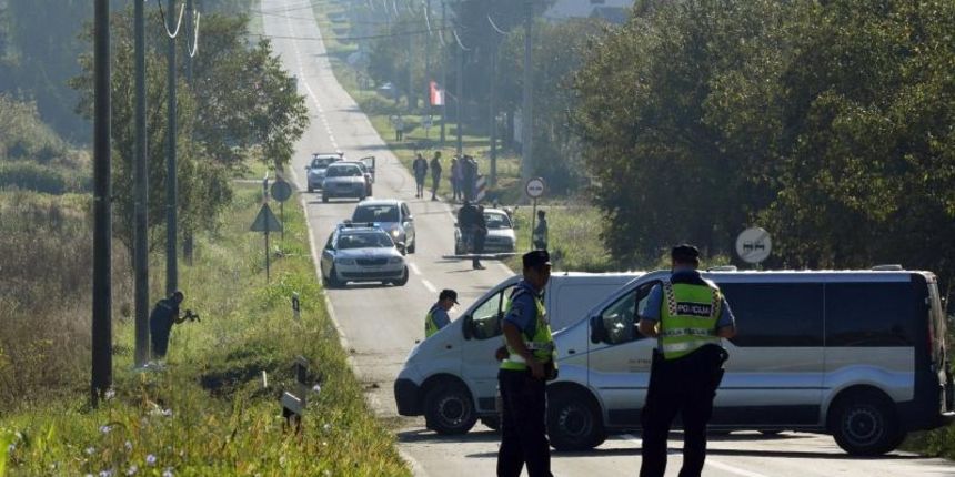 Resnik pored Pleternice. U prometnoj nesreći poginule dvije djevojke od 15. godina. Photo: Ivica Galovic/PIXSELL Resnik pored Pleternice. U prometnoj nesreći poginule dvije djevojke od 15. godina. Photo: Ivica Galovic/PIXSELL