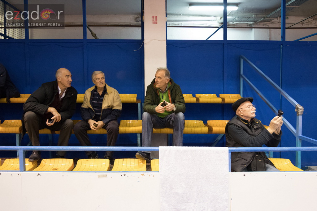 Fešta u povodu 80. rođendana Pina Giergie: Vetarani KK Zadar – Veterani KK Olimpija Fešta u povodu 80. rođendana Pina Giergie: Vetarani KK Zadar – Veterani KK Olimpija
