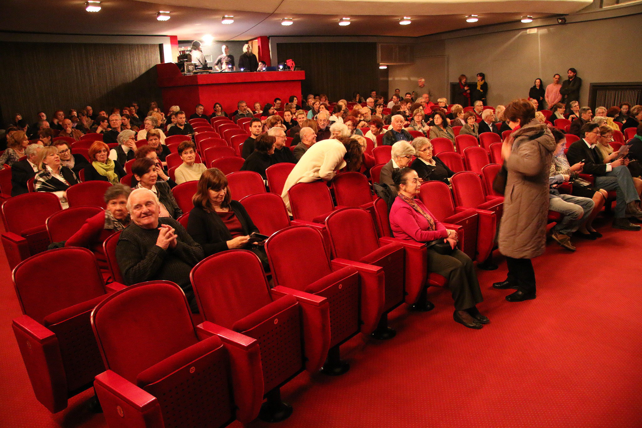 Predstava godine “260 dana” u HNK Zadar Predstava godine “260 dana” u HNK Zadar