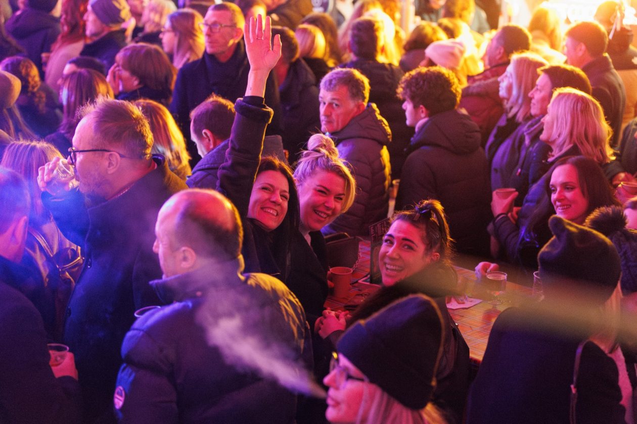 Gustafi @ Božićni gramofon