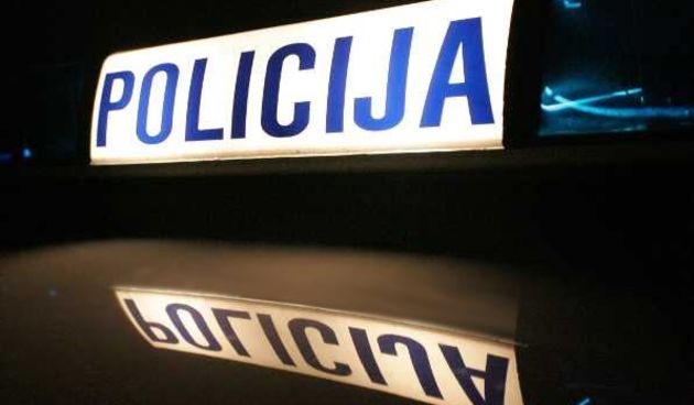 policija