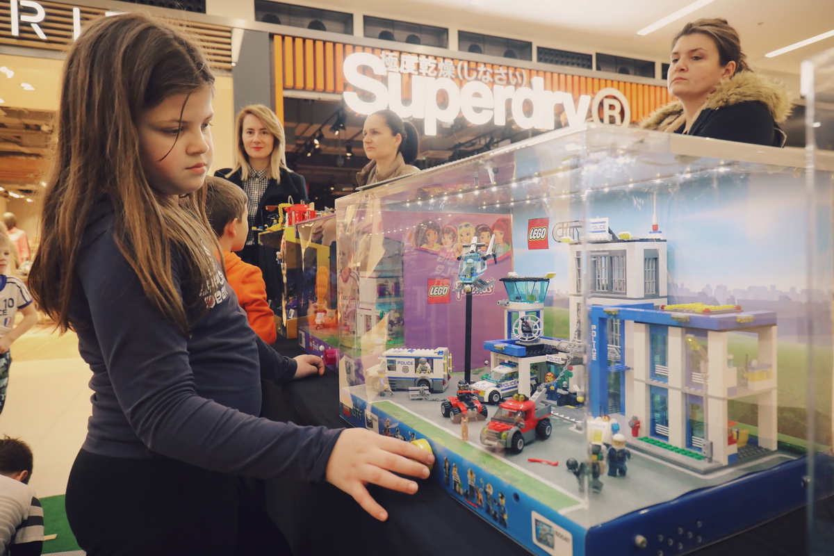 Uskrsni zeko u Supernova centru