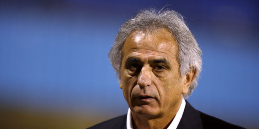 Zagreb, 071110.
Stadion u Maksimiru.
Utakmica prve Hrvatske nogometne lige izmedju Dinama i Zadra.
Na slici: Trener Dinama Vahid Halilhodzic.
Foto: Goran Mehkek / Cropix