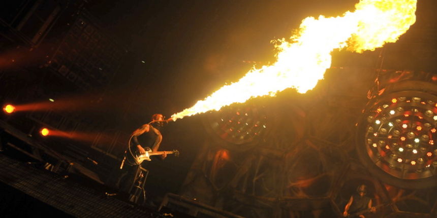 Zagreb, 081111.
Arena, koncert njemacke metal rock grupe Rammstein iz Berlina.
Foto: Bruno Konjevic / CROPIX Zagreb, 081111.
Arena, koncert njemacke metal rock grupe Rammstein iz Berlina.
Foto: Bruno Konjevic / CROPIX