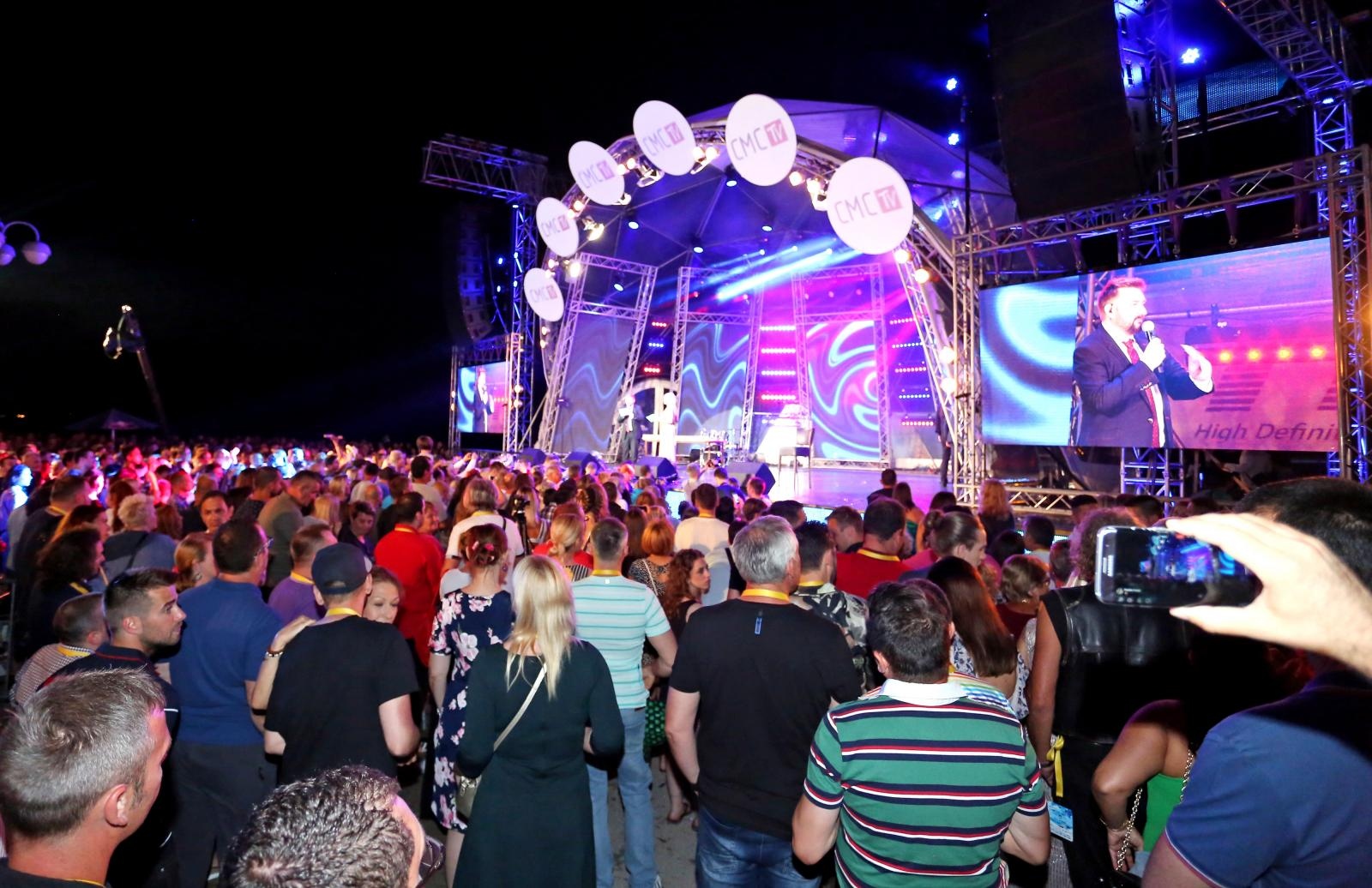 Brojni izvođači nastupili na drugoj večeri CMC Festivala 2018. u Vodicama Brojni izvođači nastupili na drugoj večeri CMC Festivala 2018. u Vodicama