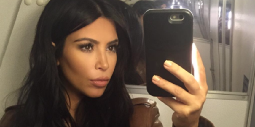 Kim kardashian selfie