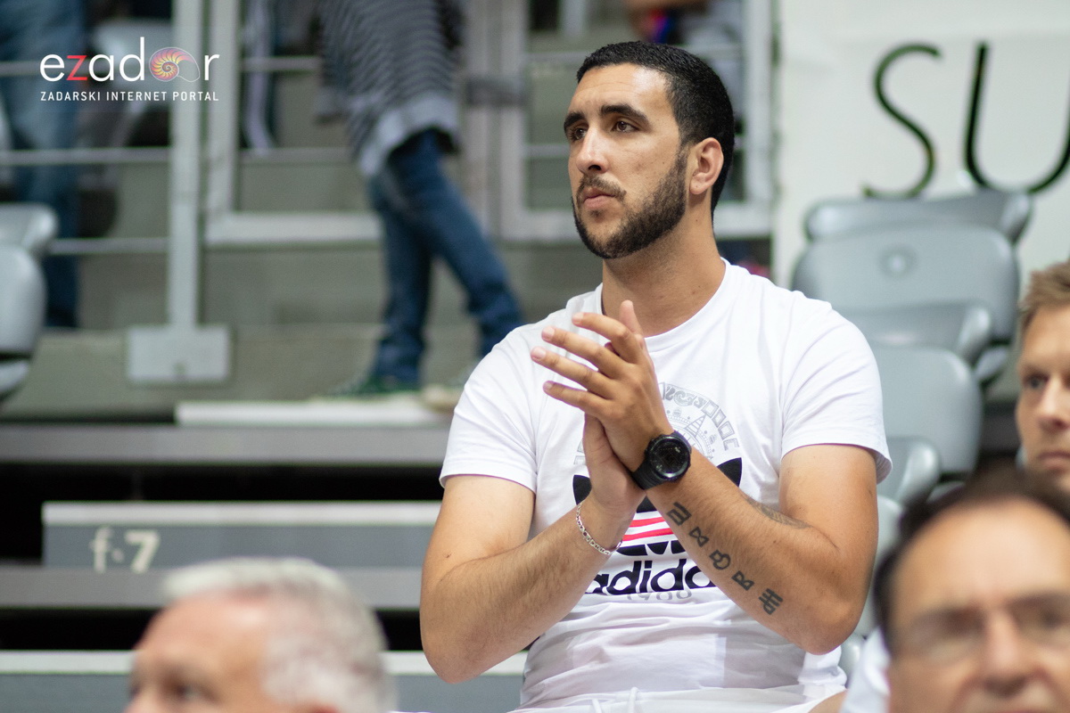 Polufinale doigravanja HT Premijer lige, 1. utakmica: KK Zadar – KK Cibona 89-78