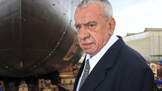 Rijeka, 280511
U 11h u brodogradilistu 3.Maj porinut je tanker Vinjerac. Tanker je dugacak 195.30m i ima nosivost od 51,800 tona. Narucitelj tankera je Tankerska plovidba d.d.
Na slici: kum porinutog tankera je kapetan Josip Magas.
Foto: Davor Zunic / CRO Rijeka, 280511
U 11h u brodogradilistu 3.Maj porinut je tanker Vinjerac. Tanker je dugacak 195.30m i ima nosivost od 51,800 tona. Narucitelj tankera je Tankerska plovidba d.d.
Na slici: kum porinutog tankera je kapetan Josip Magas.
Foto: Davor Zunic / CRO