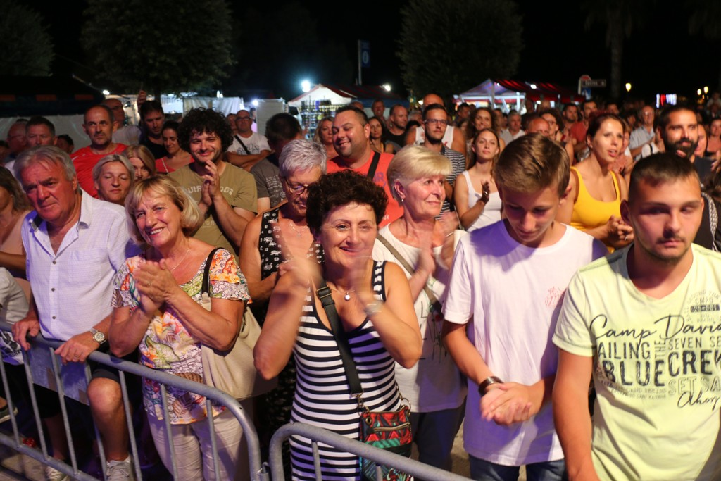 Večer arija i šansona na Viru: Đani & Nera