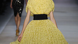 Na granici s coutureom (Moda.hr)