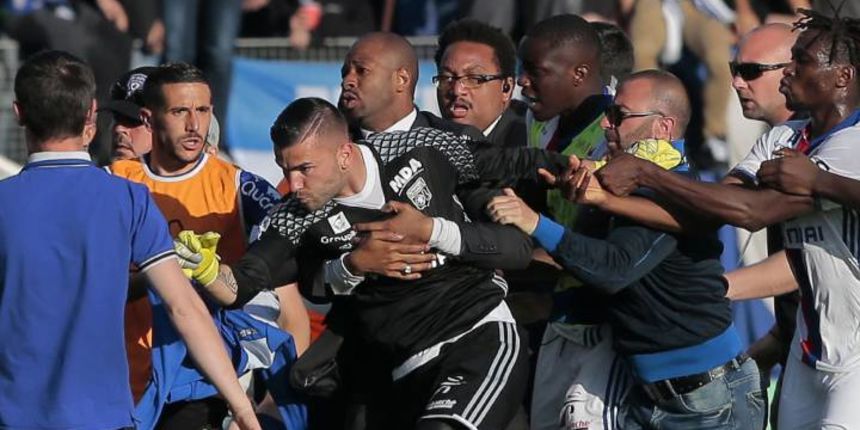 Napadnuti igrači Lyona Napadnuti igrači Lyona